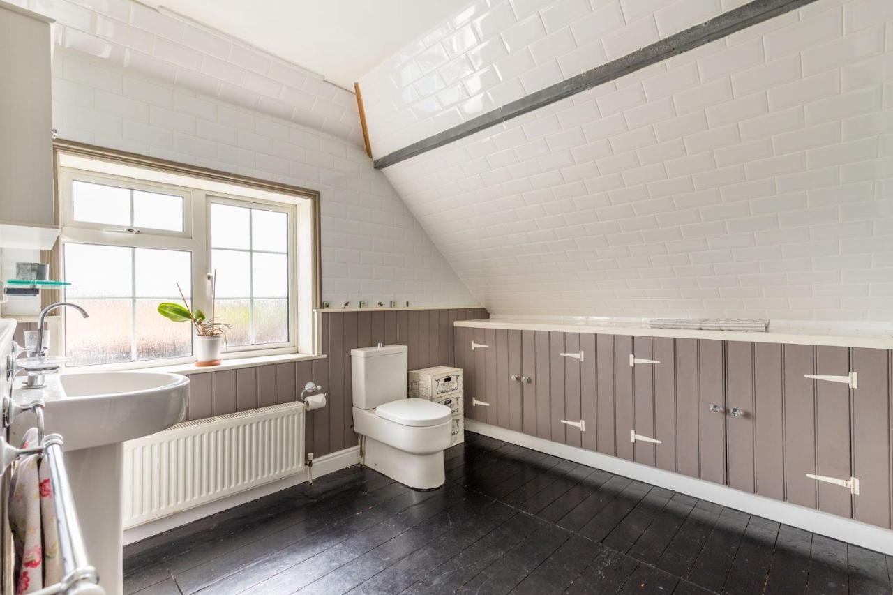 Host & Stay - Church Lane Cottage Filby Exterior photo
