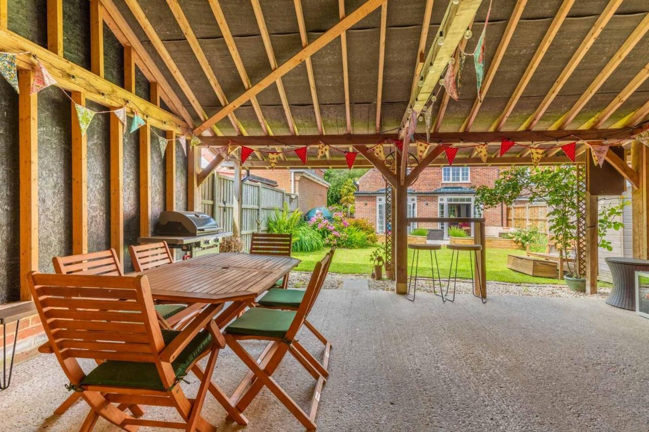 Host & Stay - Church Lane Cottage Filby Exterior photo